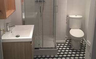 Optimiz Rénovation - Renovation d'une salle de bain avec cabine de douche et wc à Paris