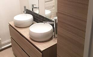Optimiz Rénovation - Rénovation d'une salle de bain avec vasque design et eclairage