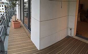 Optimiz Rénovation - Rénovation d'une terrasse en bois composite d'un appartement parisien